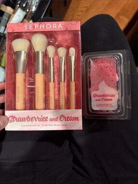 Sephora Strawberries & Cream Brush and Sponge Set - Pink & Peach
